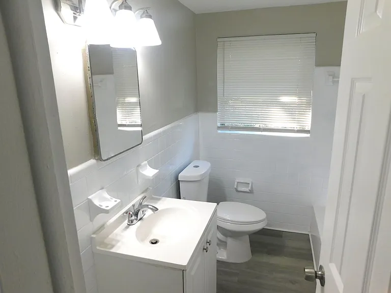 1348 Steele St #1 — Photo 9