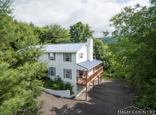 218 Mastmead Rd, Sugar Grove, NC 28679