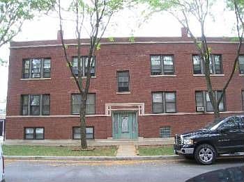1st image of 4257 N Sacramento Ave