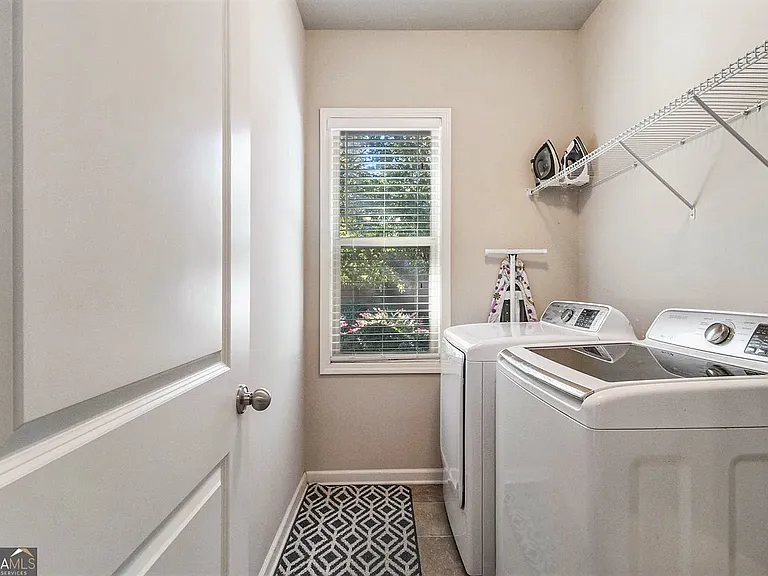 5964 Park Bend Ave — Photo 34