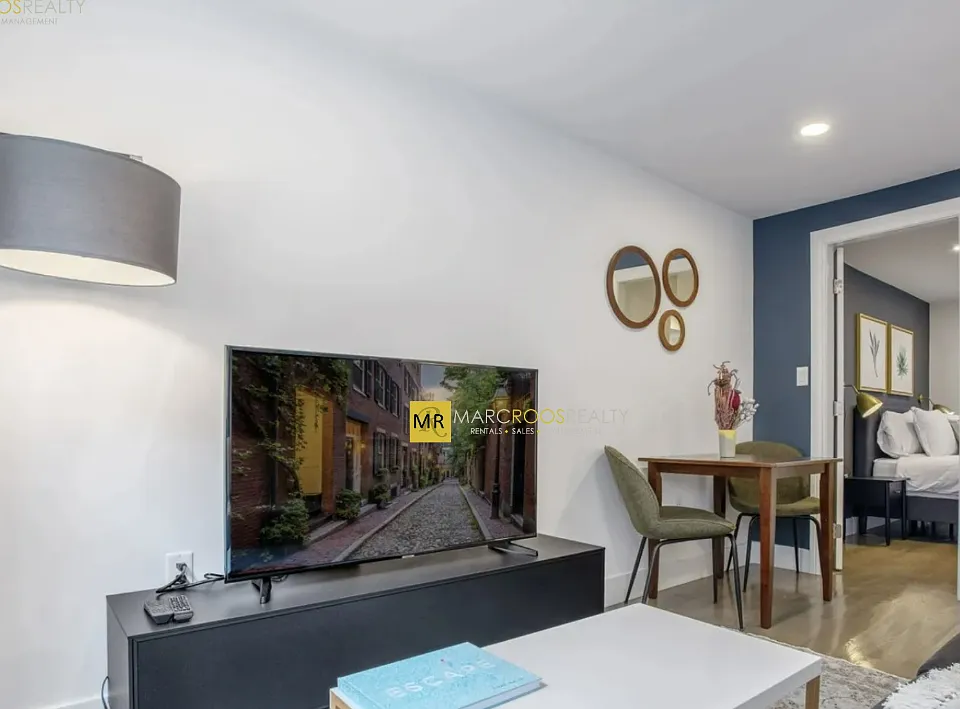 59 Joy St #2