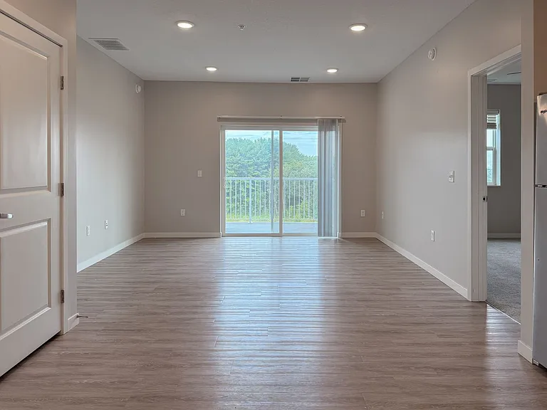 The Pines | Specials Available | Townhomes For Rent — Photo 178