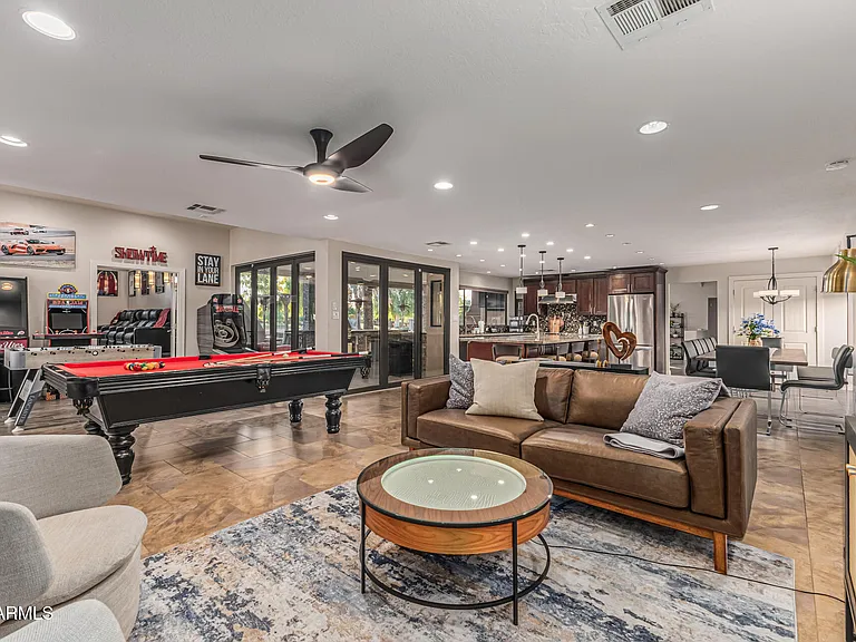 5821 E Cactus Rd — Photo 21