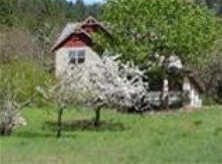 2633 E Jones Creek Rd, Grants Pass, OR 97526