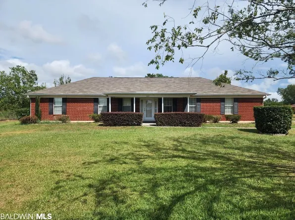 559 Robinson St, Atmore, AL 36502