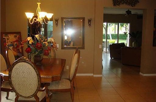 3rd image of 953 Nandina Dr