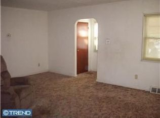 709 Woodsedge Rd, Wilmington, DE 19804