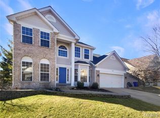 878 Legends View Dr, Eureka, MO 63025