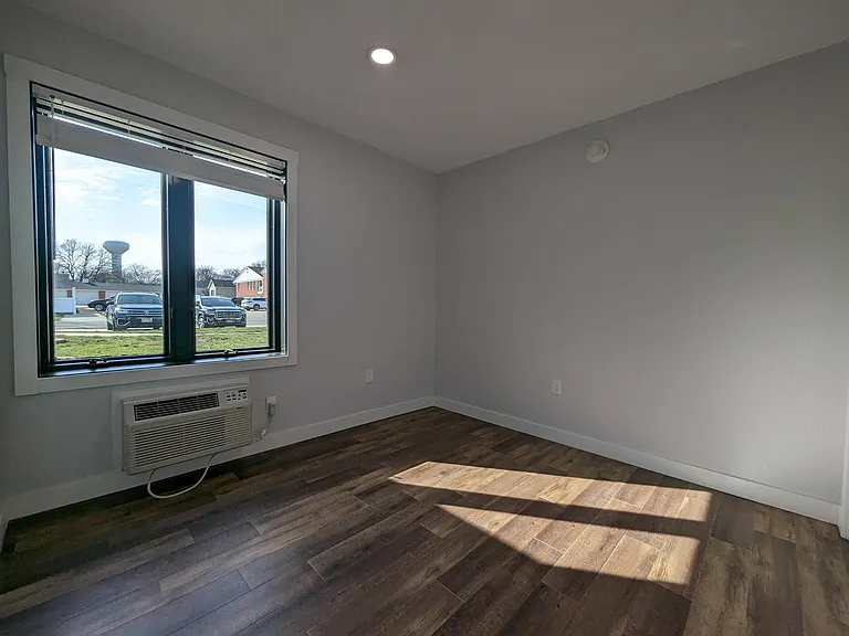 413 Jefferson St #14 — Photo 7
