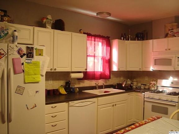 Home for Sale in Quincy, IL $72,000