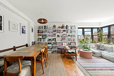 212 East Broadway, #G1205