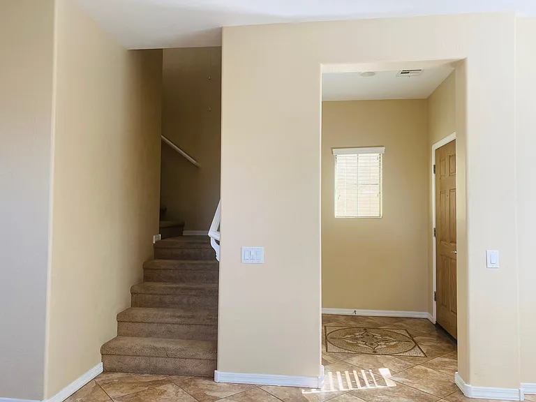 21154 N 36th Pl — Photo 16