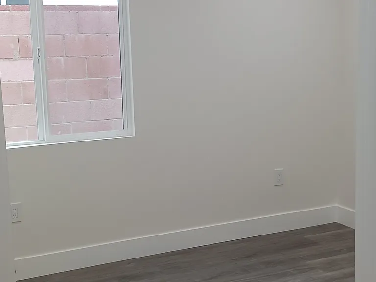8933 Canby Ave #1/2 — Photo 5