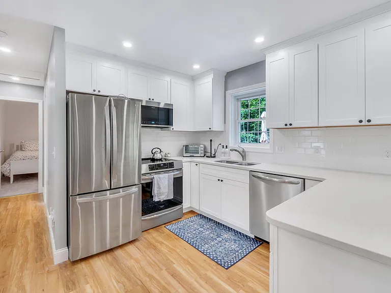 13 Dean Rd — Photo 8