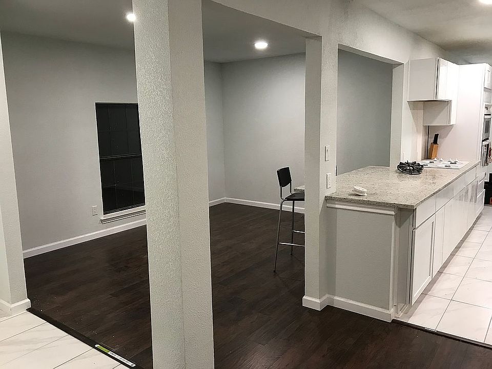 1st image of 3 Whispering Cir