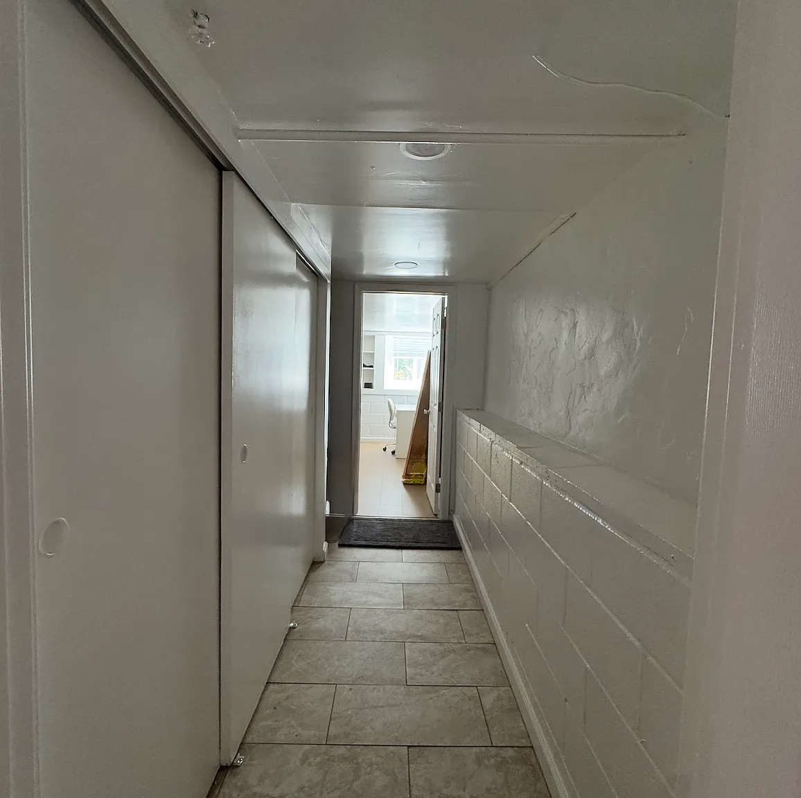 1 bed, $1,000 — Photo 4