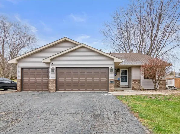23030 Henna Ave N, Forest Lake, MN 55025