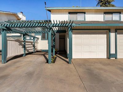 1123 S Pinkham Street, Visalia, CA, 93292