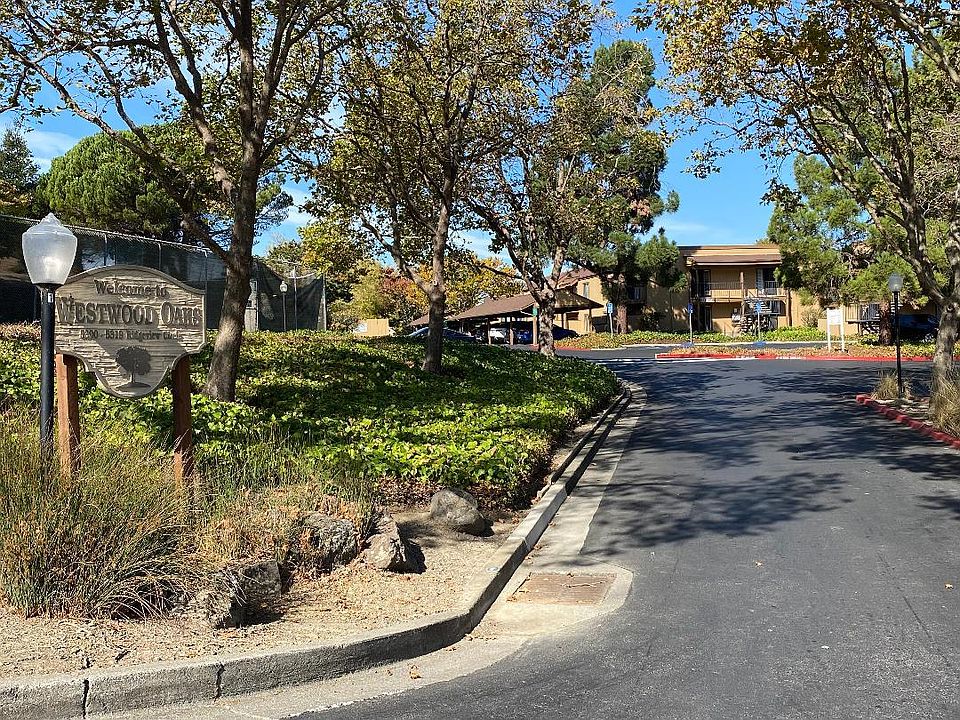 Westwood Oak enterance