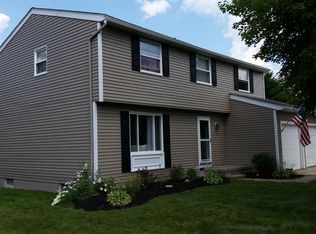 2949 Saybrooke Blvd, Stow, OH