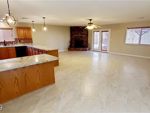 3rd image of 3938 Oakhill Ave