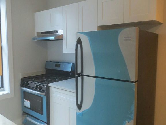 4th image of 3400 Tryon Ave APT F9