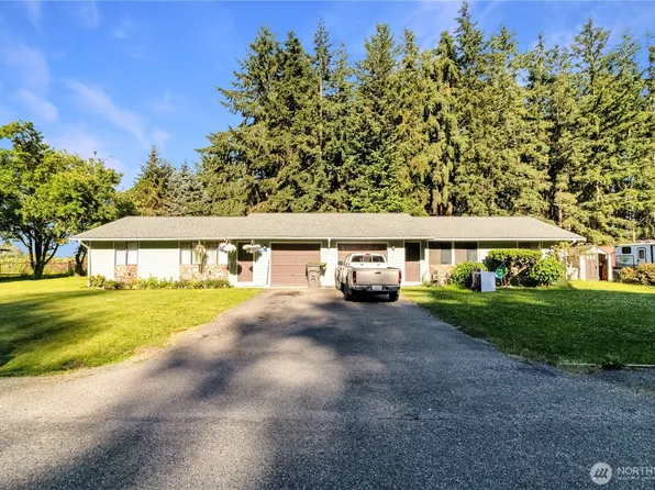 11087 N Skagit Street #A & B, Burlington, WA 98233