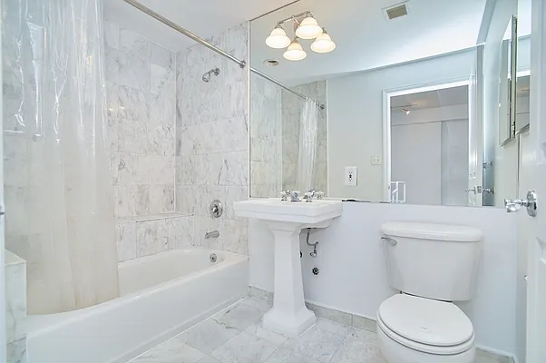 Rented by REAL New York | media 5