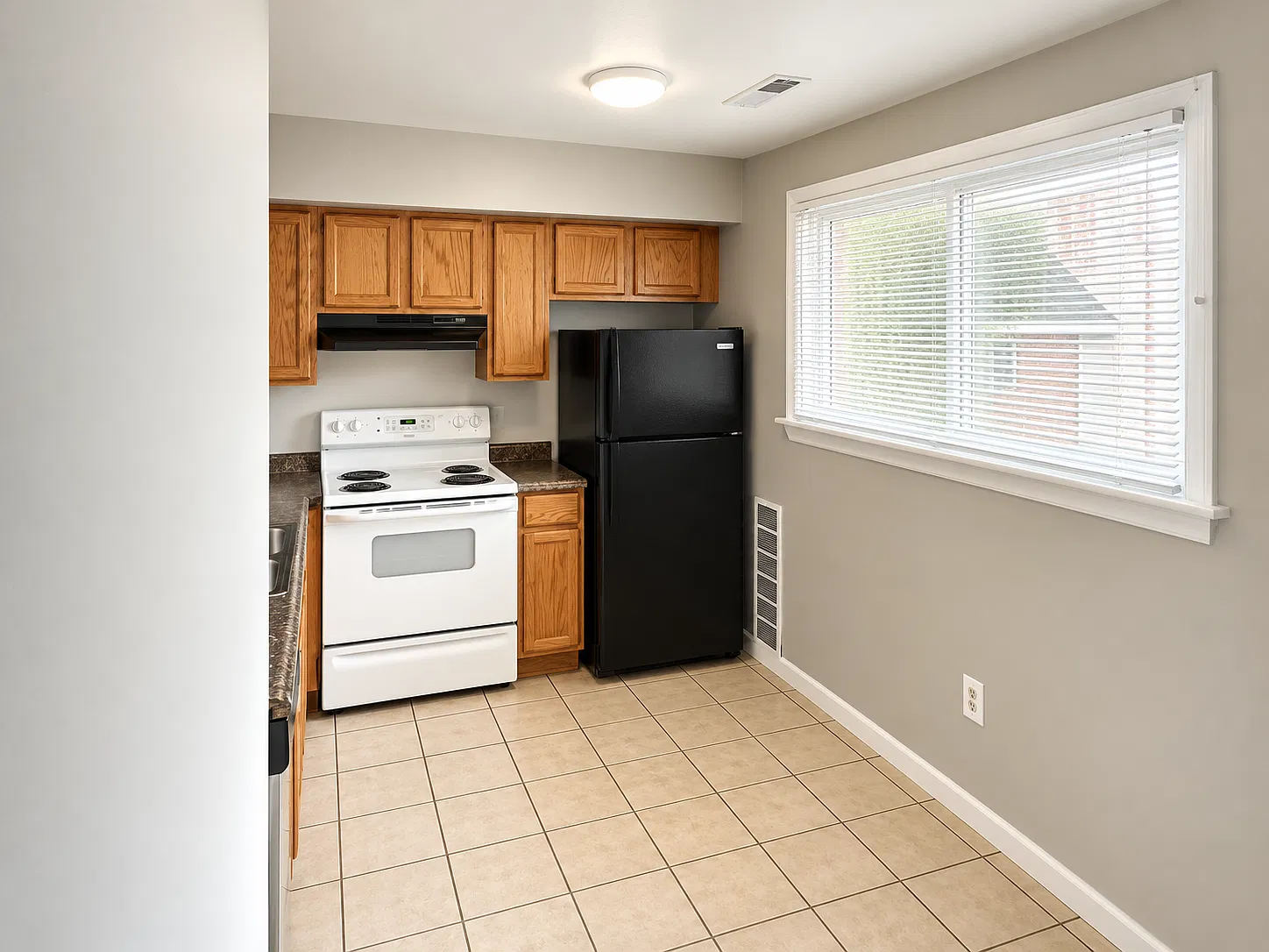 2310 Baynard Boulevard — Photo 4