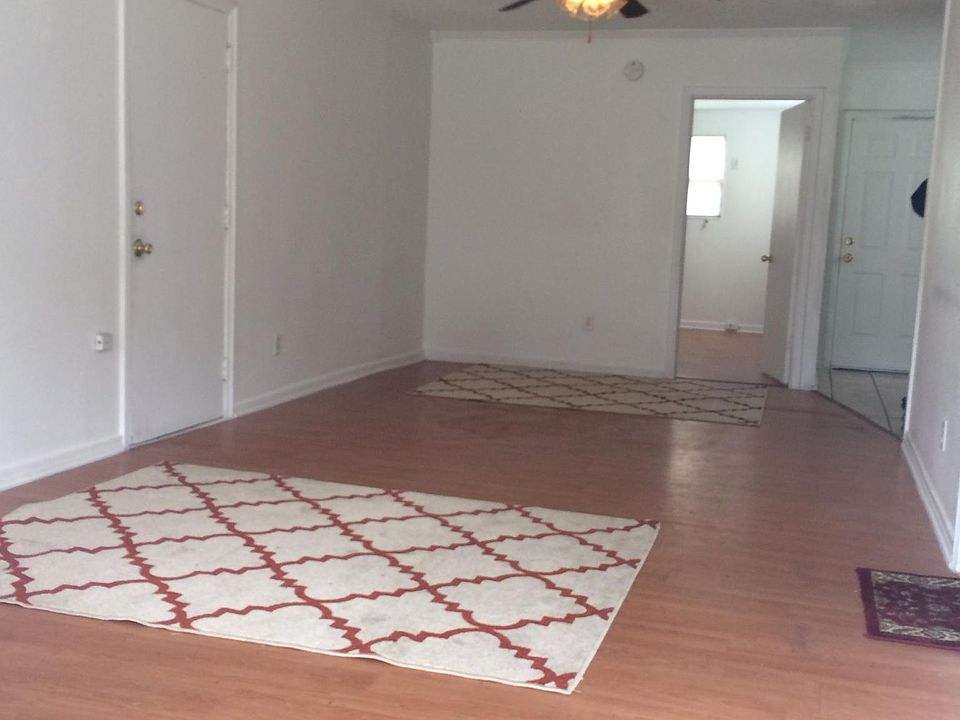 1st image of 10349 Elmhurst Dr
