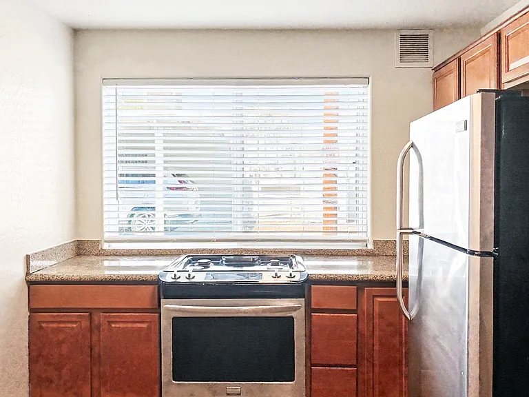 2417 E Campbell Ave #2A — Photo 9