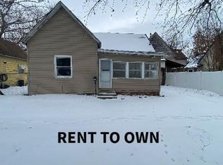 214 N 8th St, Murphysboro, IL 62966