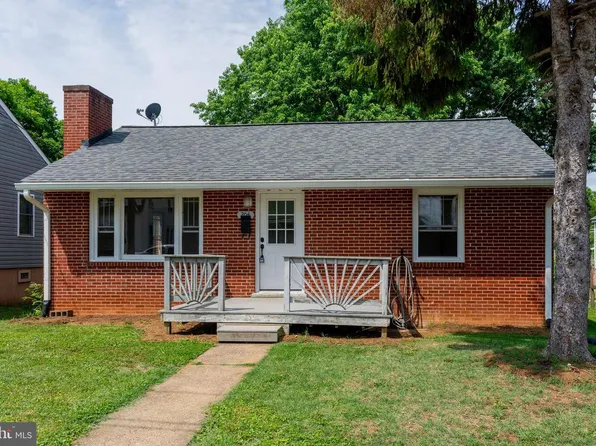 204 N Madison St, Orange, VA 22960