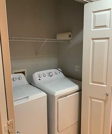 4th image of 5910 Banbury Heights Way