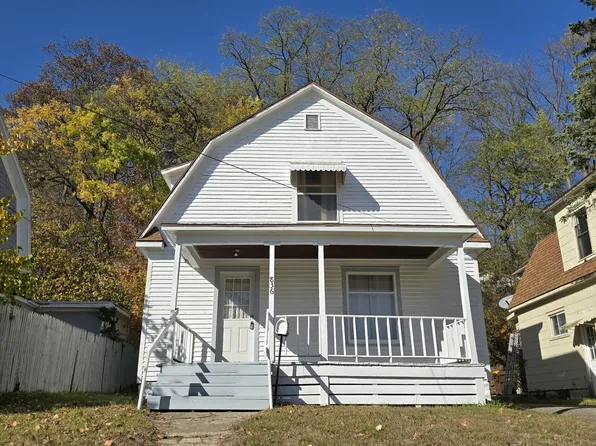 836 W Main St, Ionia, MI 48846