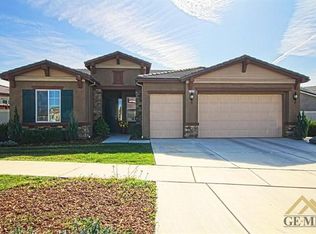 6309 Shelburne Dr, Bakersfield, CA
