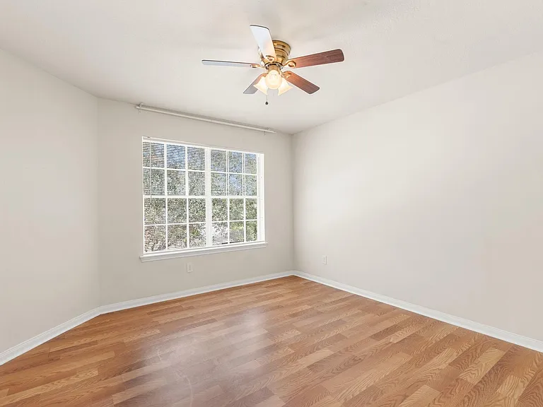 3111 Holly Ranch Dr — Photo 21