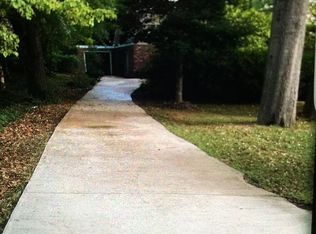 225 Holly Dr, Spartanburg, SC 29301