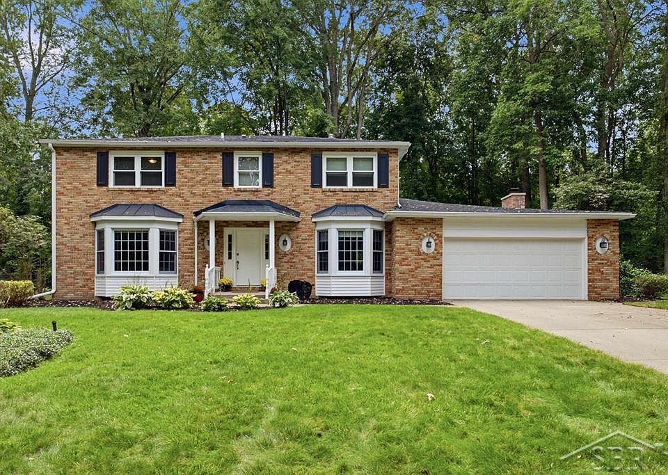 1st image of 605 Harper Ln