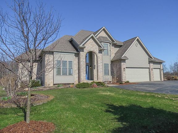 5th image of 4466 White Pine Ct