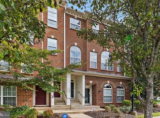15424 Rosemont Manor Dr, Haymarket, VA 20169