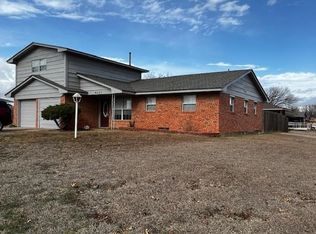 4501 SW 45th Pl, Lawton, OK 73505