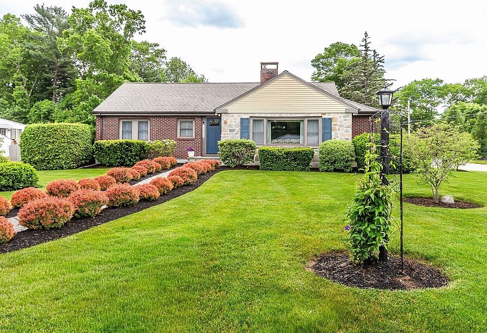 1st image of 31 Harlan Dr