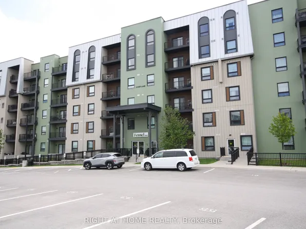 5 Chef Ln #108, Barrie, ON L9J 0J8