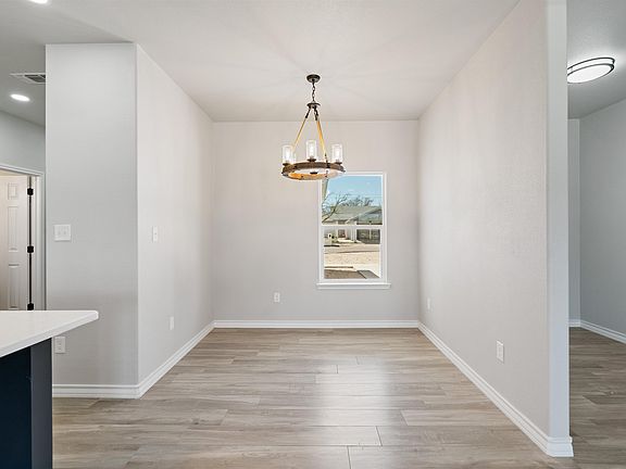 5th image of 125 Katrina Dr
