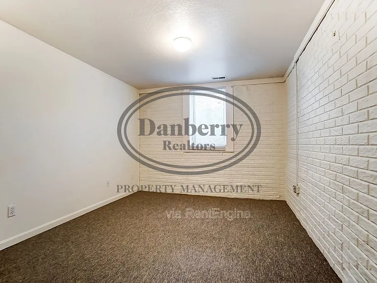 3704 Willow Run Dr — Photo 40