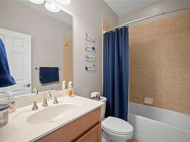 23520 Alamanda Dr #202 — Photo 26