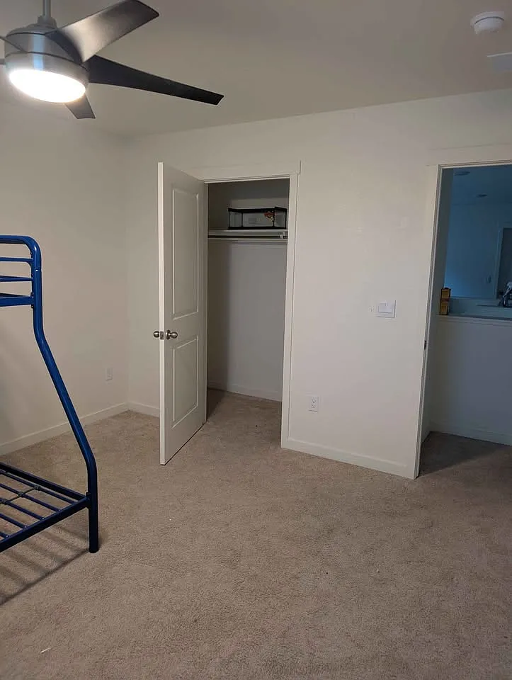 5 bed, $750 — Photo 3