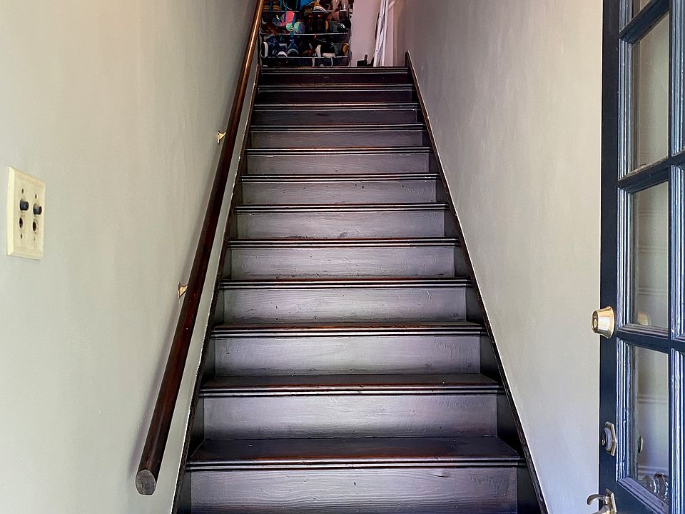 front staircase