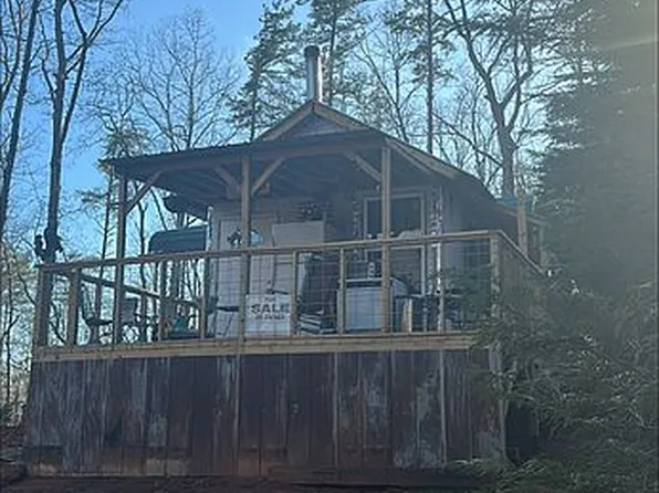 476 Fern Valley Trl, Clarkesville, GA 30523